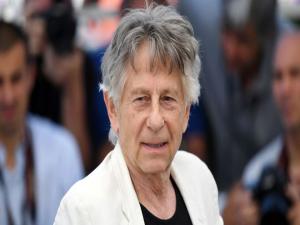 Tecavüzle suçlanan Roman Polanski'ye ödül töreninde protesto
